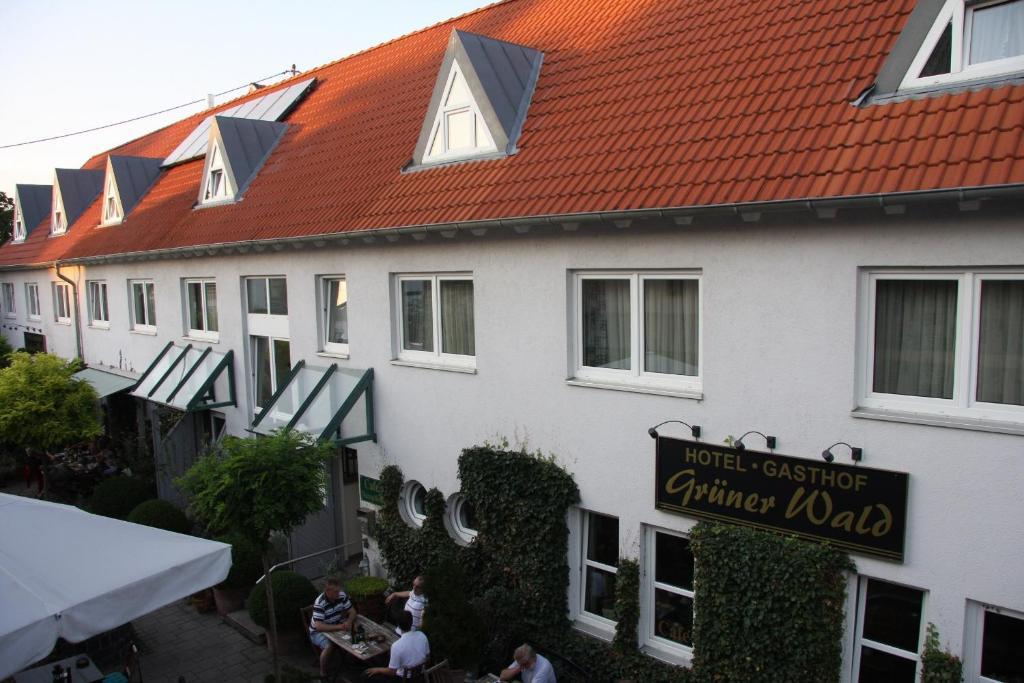 Hotel Gasthof Gruener Wald Hofheim am Taunus Exterior photo